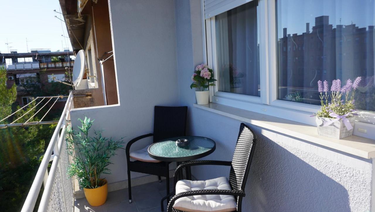 Apartman Luka Pula Exterior photo