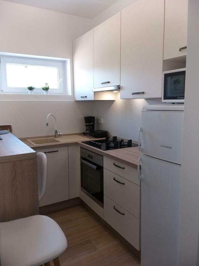 Apartman Luka Pula Exterior photo