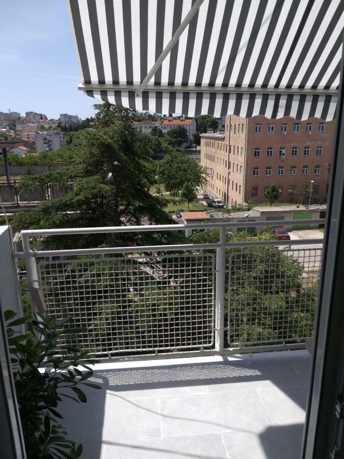Apartman Luka Pula Exterior photo